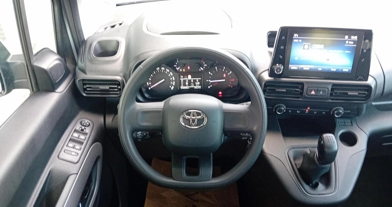 Toyota Proace City Verso cena 84900 przebieg: 46996, rok produkcji 2020 z Międzylesie małe 154